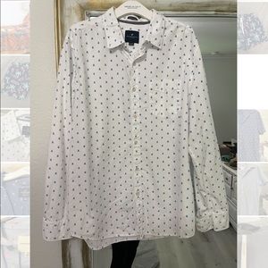 American eagle men’s button down shirt